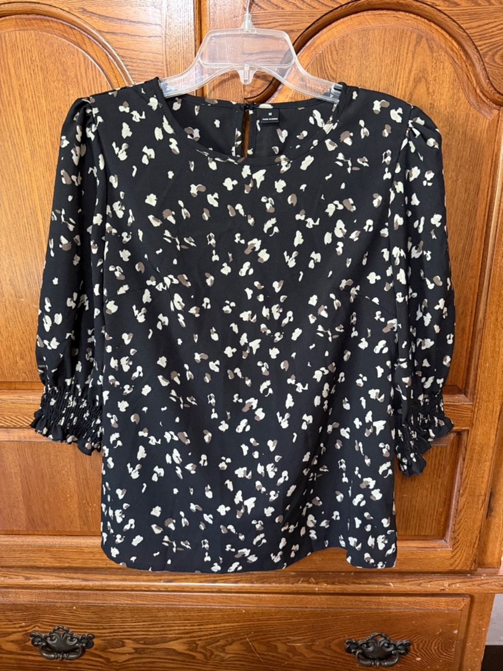Shein Black & Cream Printed Puff-Sleeve Blouse size medium